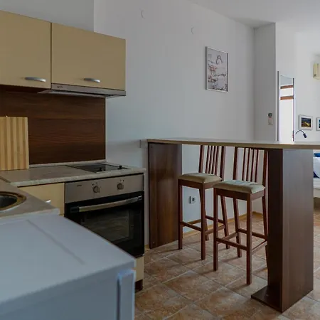 Apartment Lighthouse *